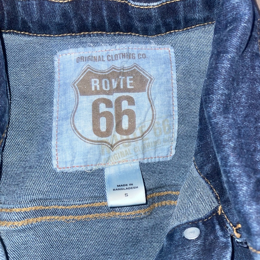 Jean jacket - Picture 3 of 4